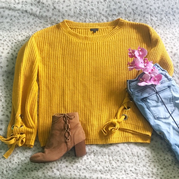 Hannah Sweaters - Grommet Lace Sleeve Sweater